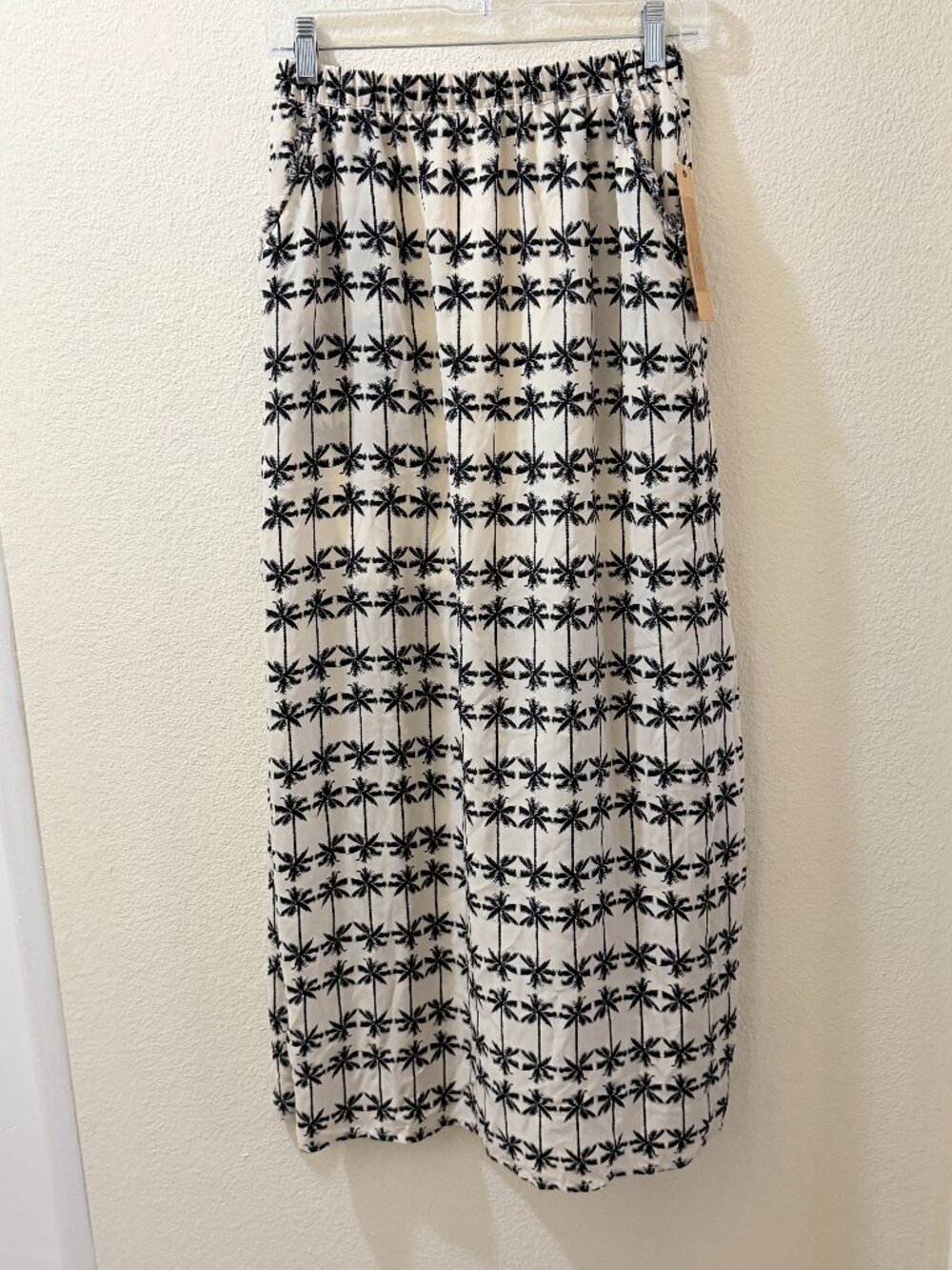 Cream Palm Tree Maxi Skirt w/Pockets